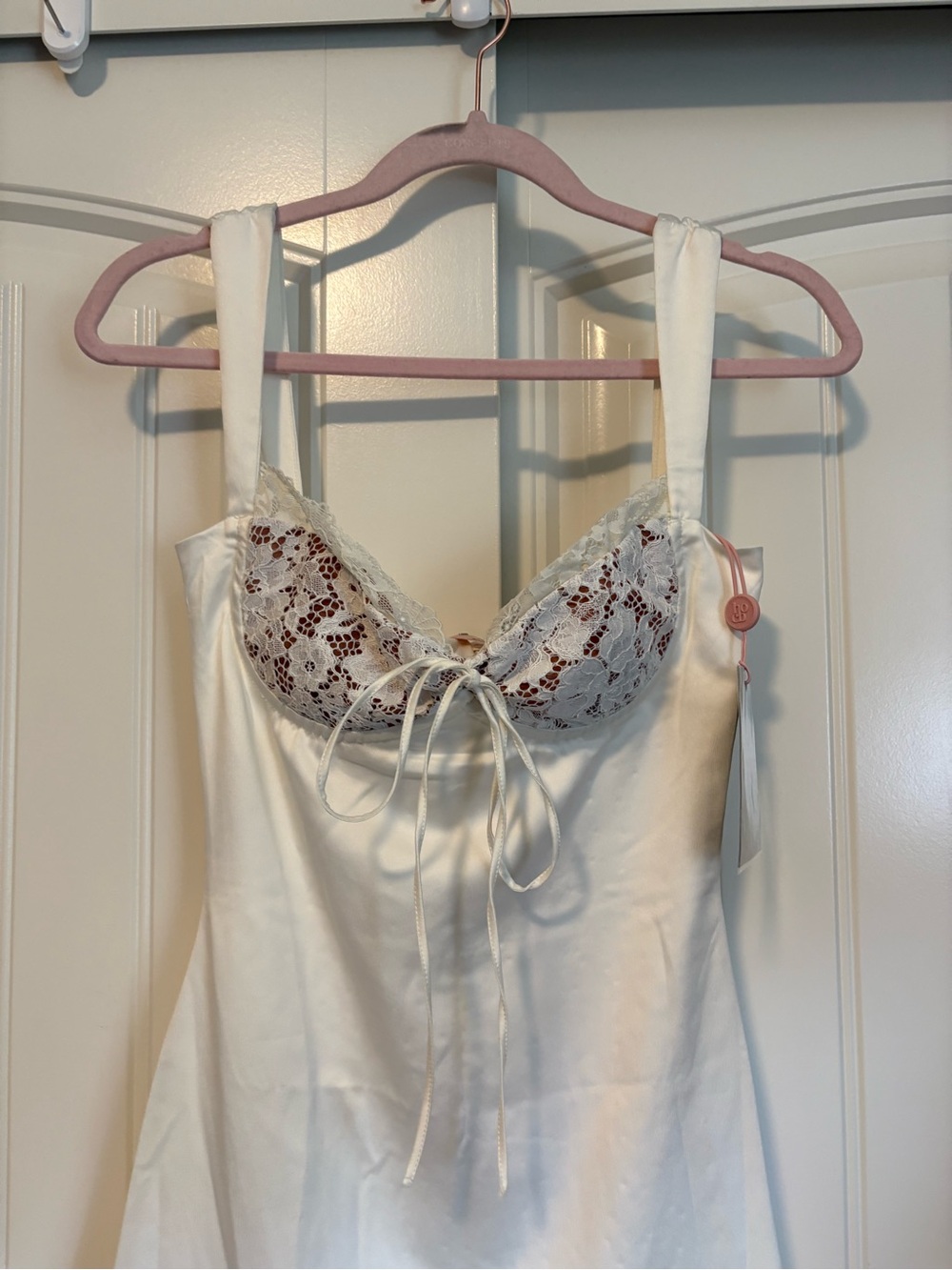 House of CB ADRIANA Ivory Satin And Lace Mini Dress NWT size small - Picture 3 of 7